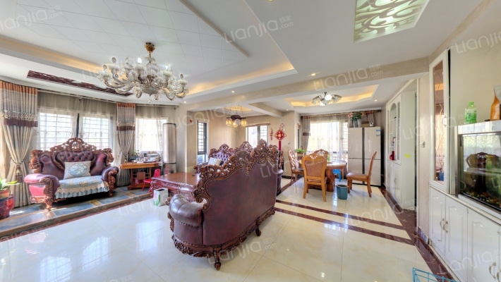 绿城百合花园二手房实景图