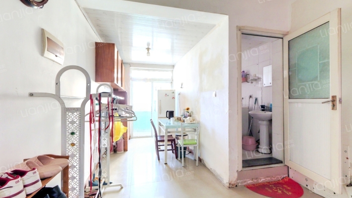 众诚公寓二手房实景图