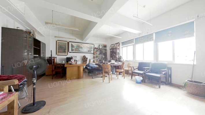 新景江大厦二手房实景图