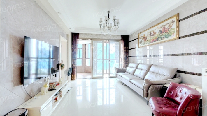 摩卡小镇二手房实景图