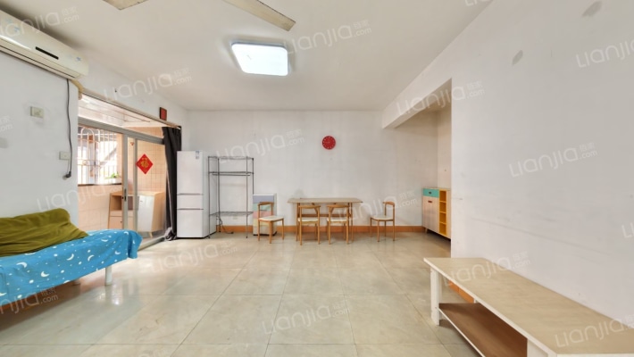 颐林雅院二手房实景图