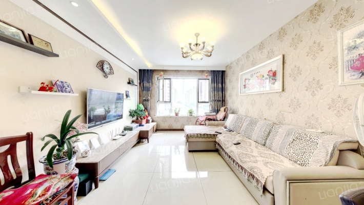 保利城一期二手房实景图