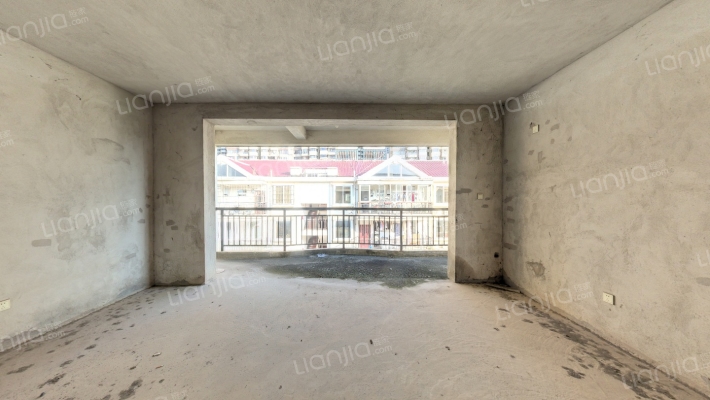 龙腾小区二手房实景图