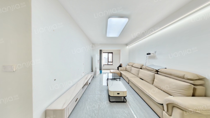 鲁能城中央公馆三期二手房实景图