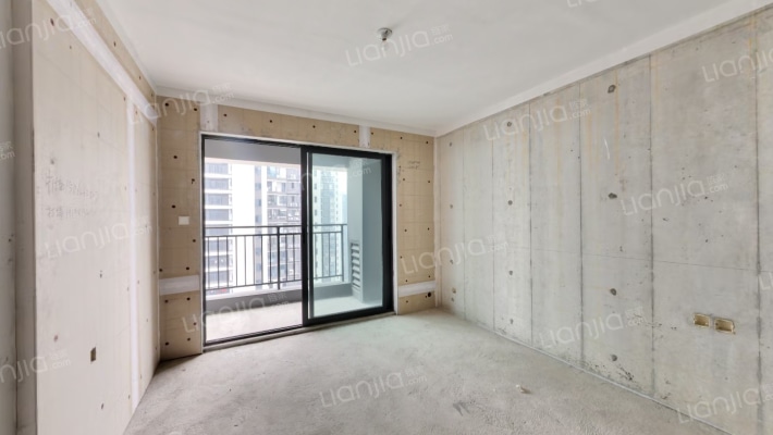 旭辉雨金广场二手房实景图