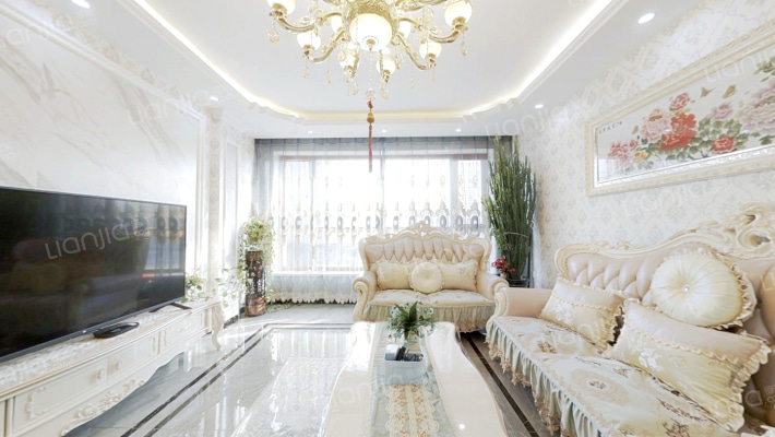 奥林小镇二手房实景图