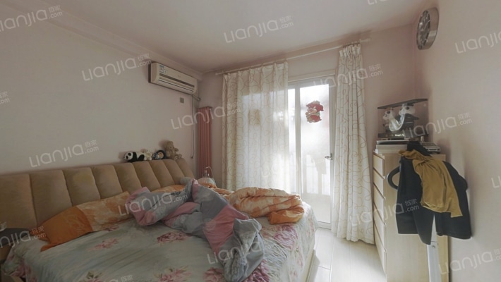 万润公寓二手房实景图