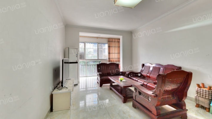 楠亚湾二手房实景图