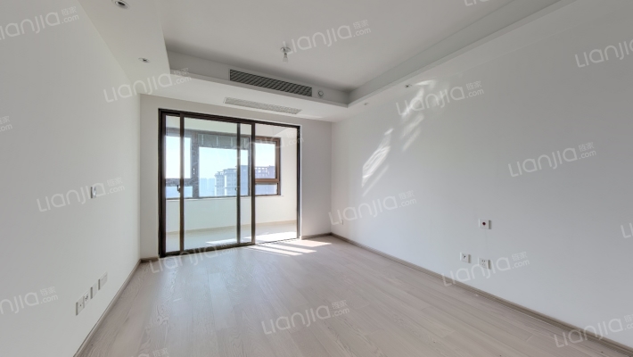 德盈龙华国际广场二手房实景图