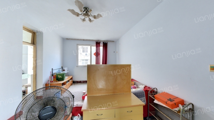 天明路58号院二手房实景图