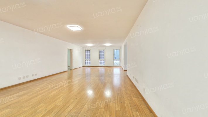 万国城MOMA二手房实景图