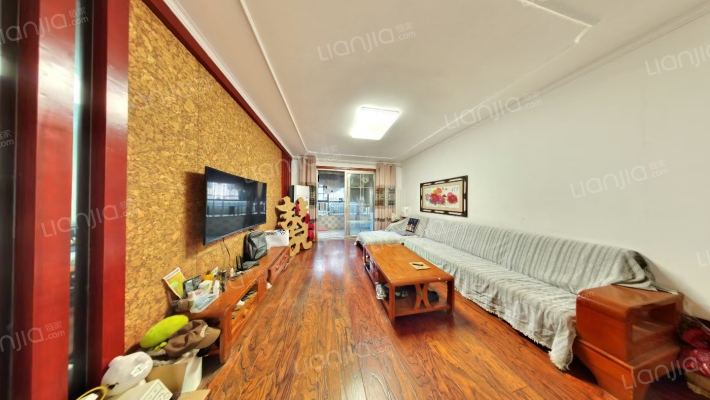 瑞贝卡新天下南院二手房实景图