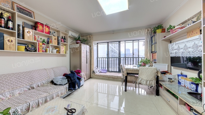 长江一号二手房实景图