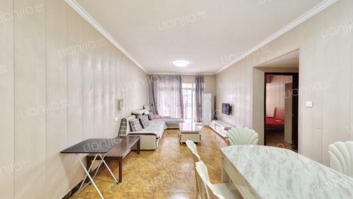 宝嘉花与山二手房实景图