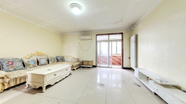 兴房东里社区二手房实景图