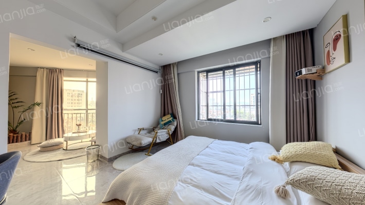 双铁铂金时代二手房实景图