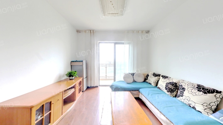 华晨雅庭二手房实景图