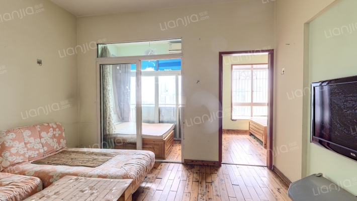 上创雅园二手房实景图