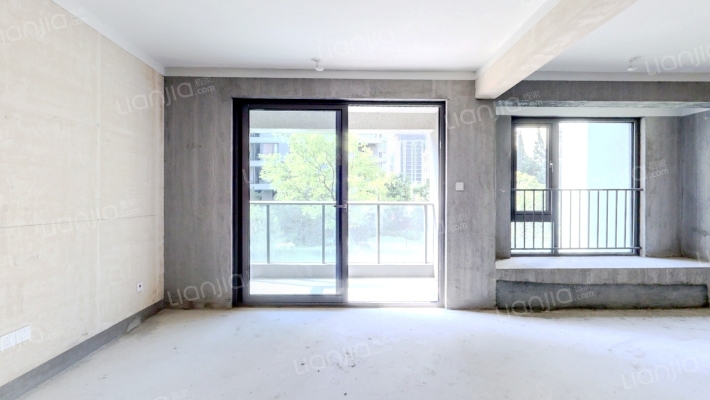 美的滨湖翠邸二手房实景图