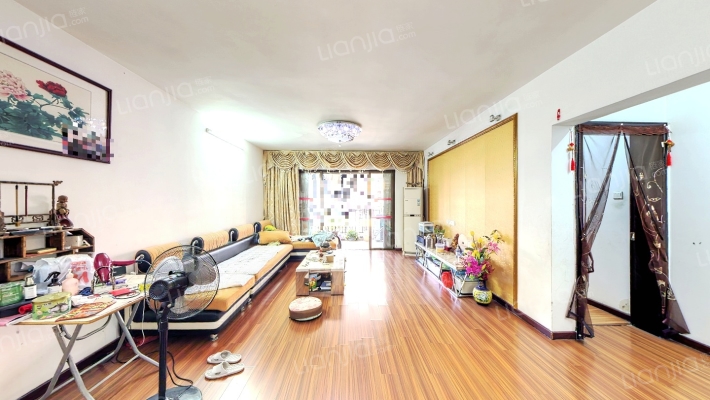 骏悦华庭二手房实景图