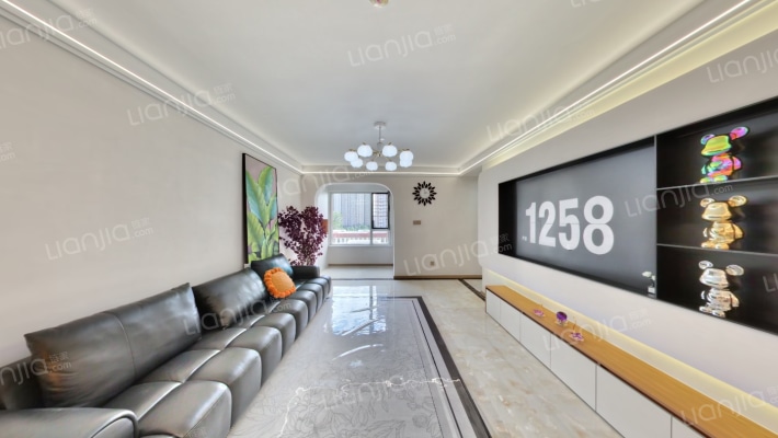 绿地梵尔赛公馆二手房实景图