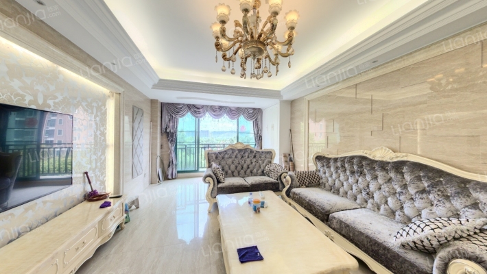 蓝郡二手房实景图