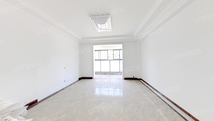 湖景名苑二手房实景图