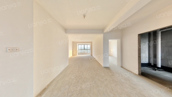 包基花苑二手房实景图