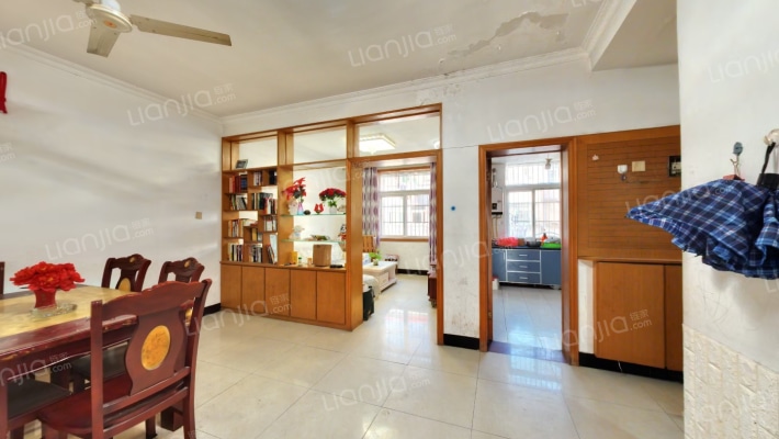 朝东新村二手房实景图