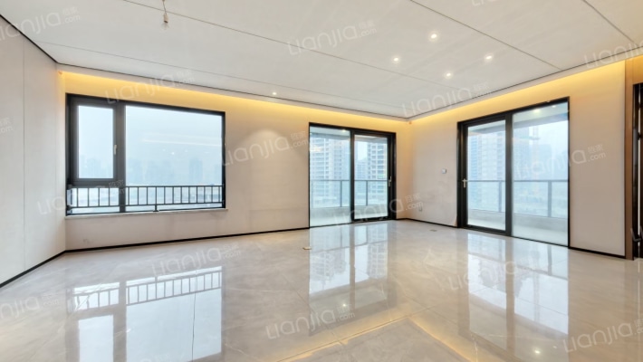 麓玥府二手房实景图