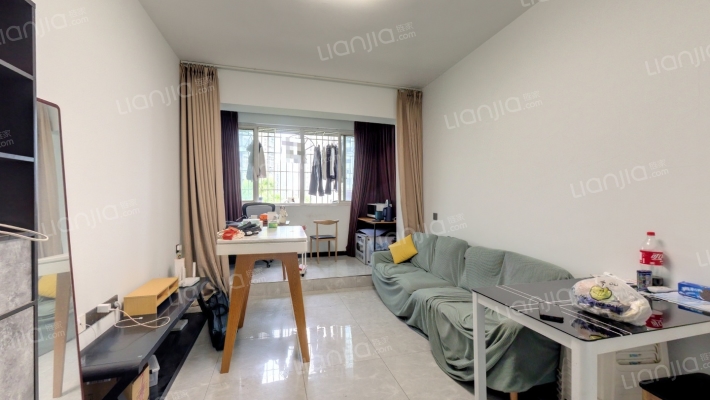 人和花园B区二手房实景图