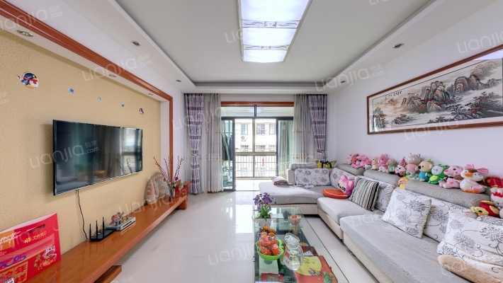 鸿运家园二手房实景图