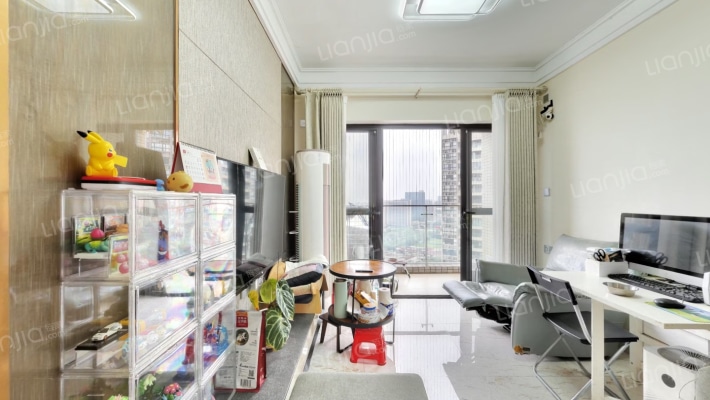 新福港鼎峰二手房实景图