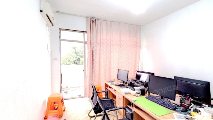 兴越南区二手房实景图