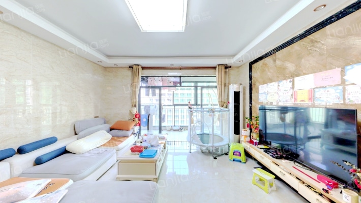 珀丽华府二手房实景图