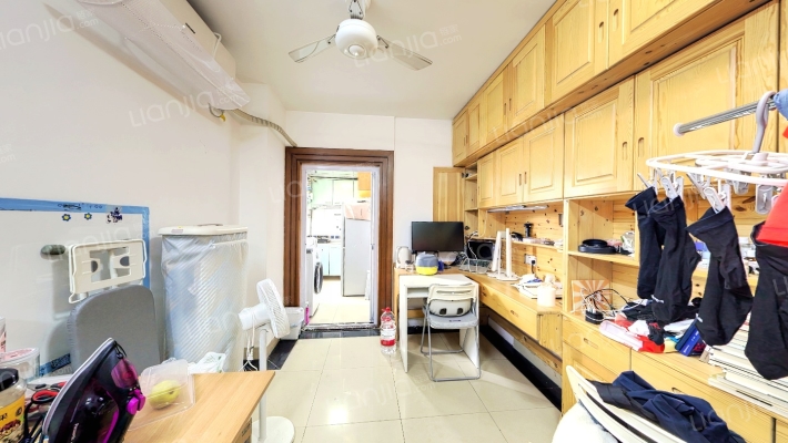 泰峰大厦二手房实景图