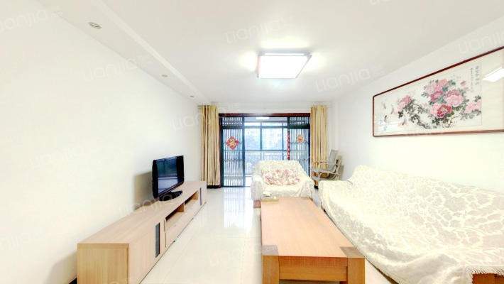 巴黎春天二手房实景图