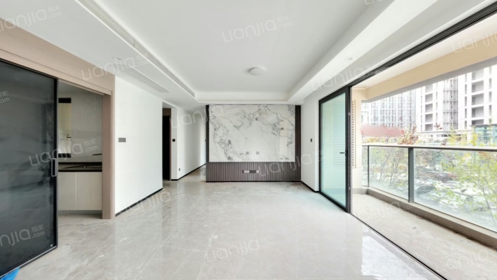 龙湖颐天康养天曜二手房实景图