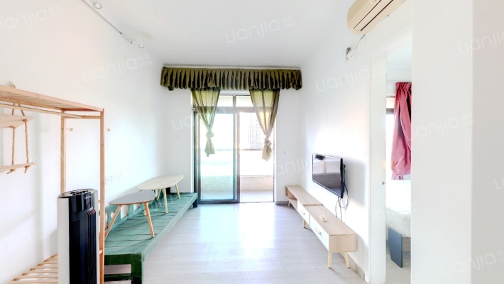 嘉仑台二手房实景图