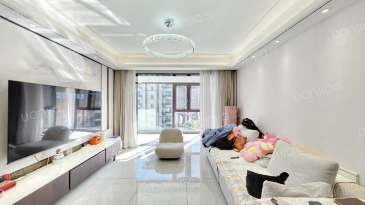 中海凤熙名邸二手房实景图