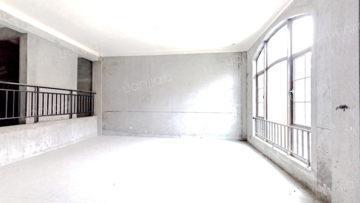 湖畔壹号二手房实景图