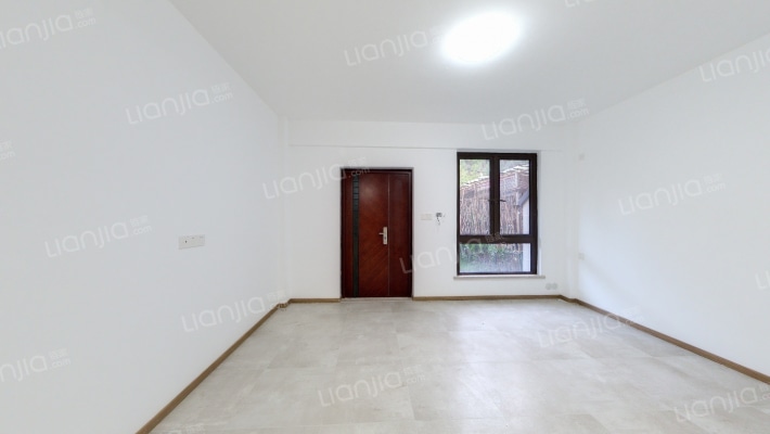 融信有墅二手房实景图