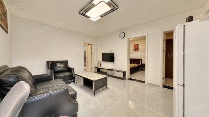 旅游职中教师公寓二手房实景图