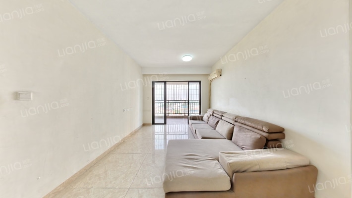 东江逸珑湾二手房实景图