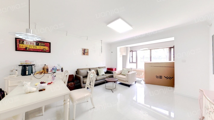 碧桂园听湖二手房实景图