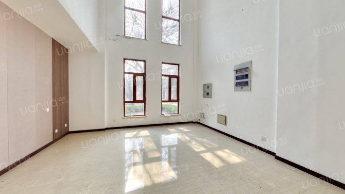 蒙哥马利别墅二手房实景图