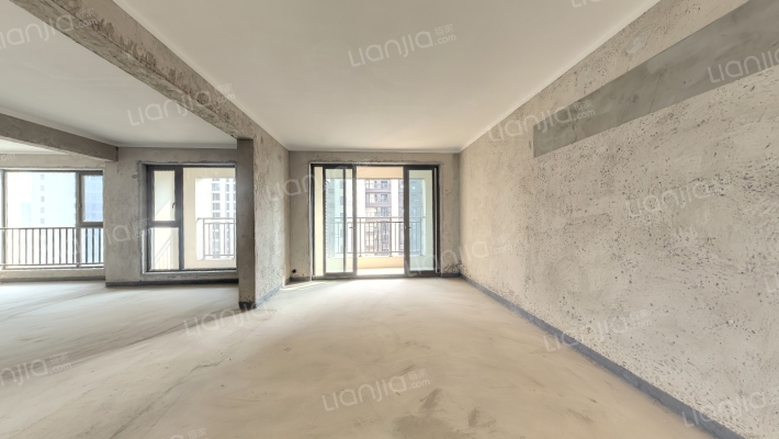 红星天铂一期二手房实景图