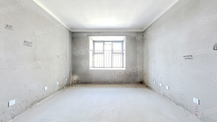 珑耀苑二手房实景图