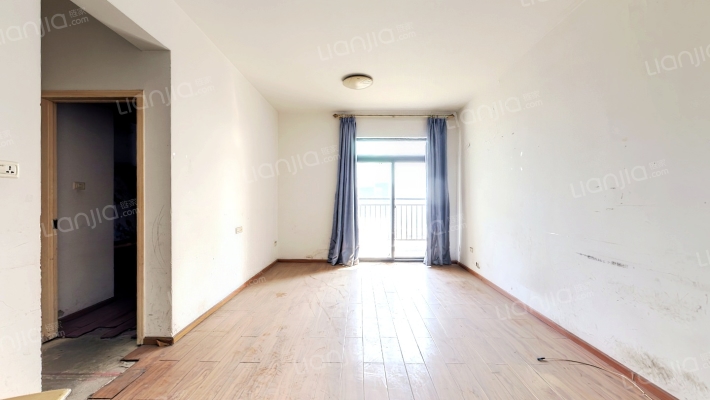 青扬十街二手房实景图