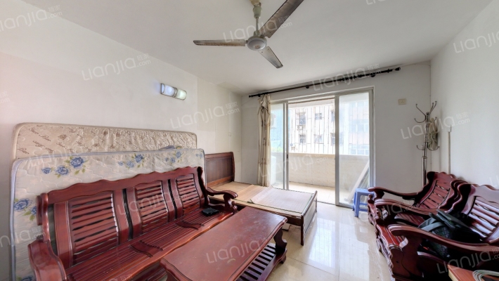 兰埔花园二手房实景图